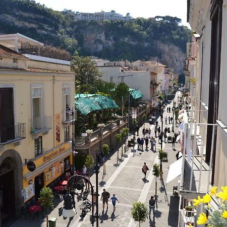 La Piccola Sorrento Hotel Exterior photo