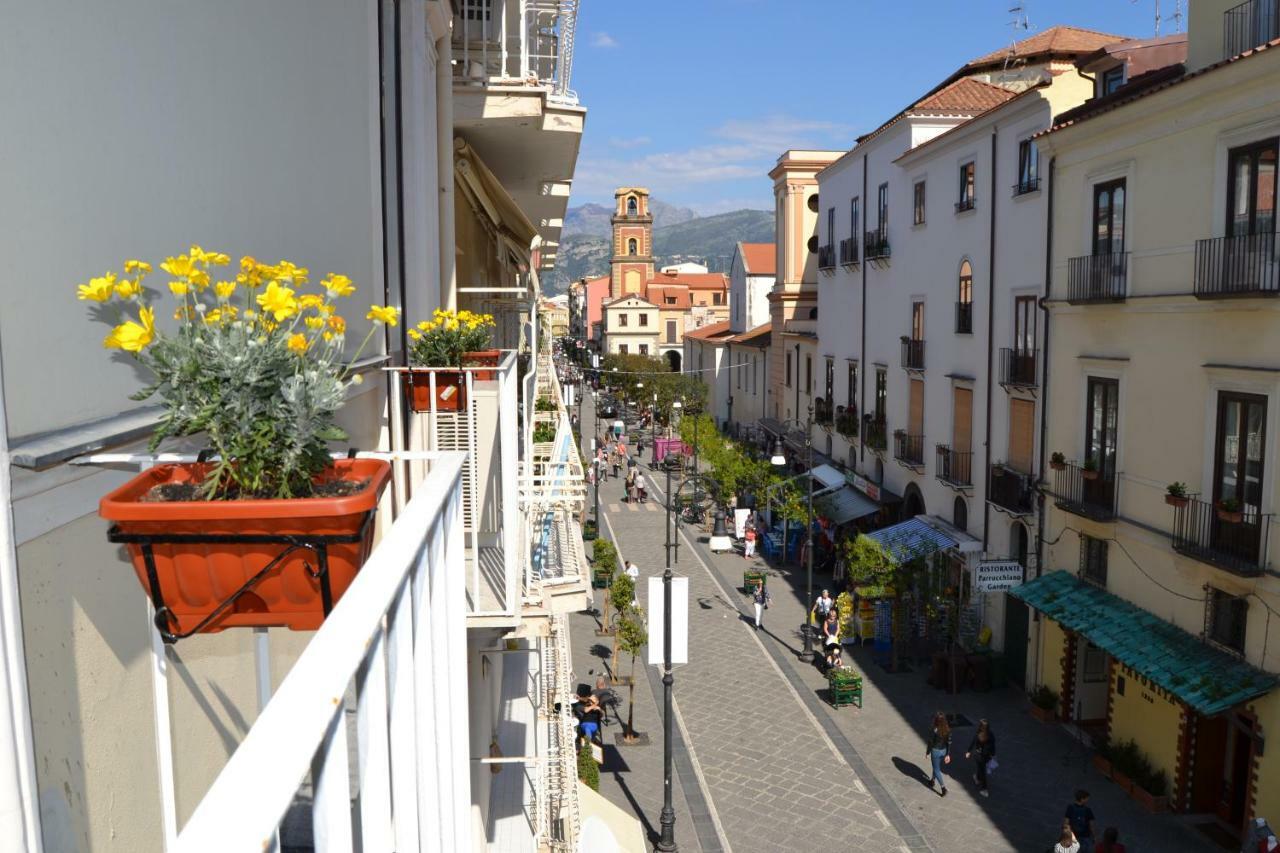 La Piccola Sorrento Hotel Exterior photo